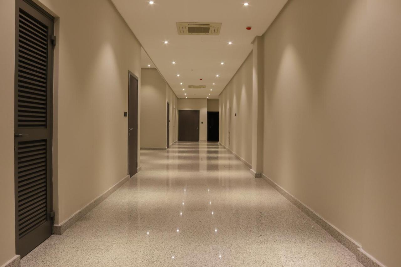 Infinity Tower Suites Wll Манама Екстериор снимка