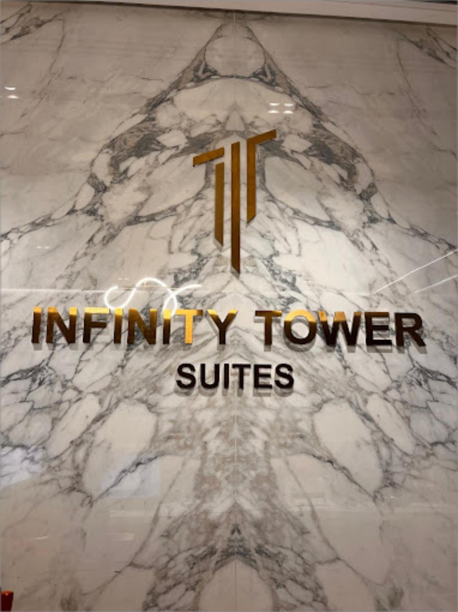 Infinity Tower Suites Wll Манама Екстериор снимка